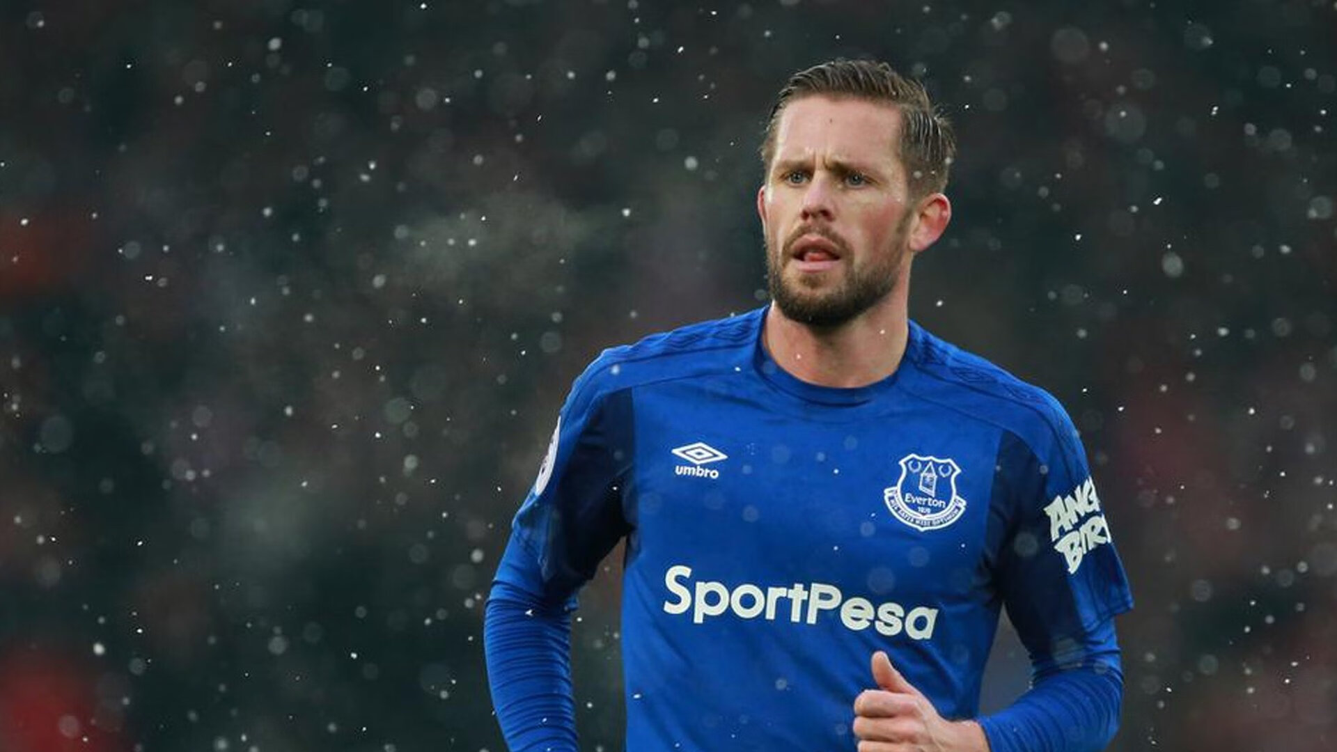 中国足球职业联赛赛程合理调整提升竞争力，我国职业足球联赛